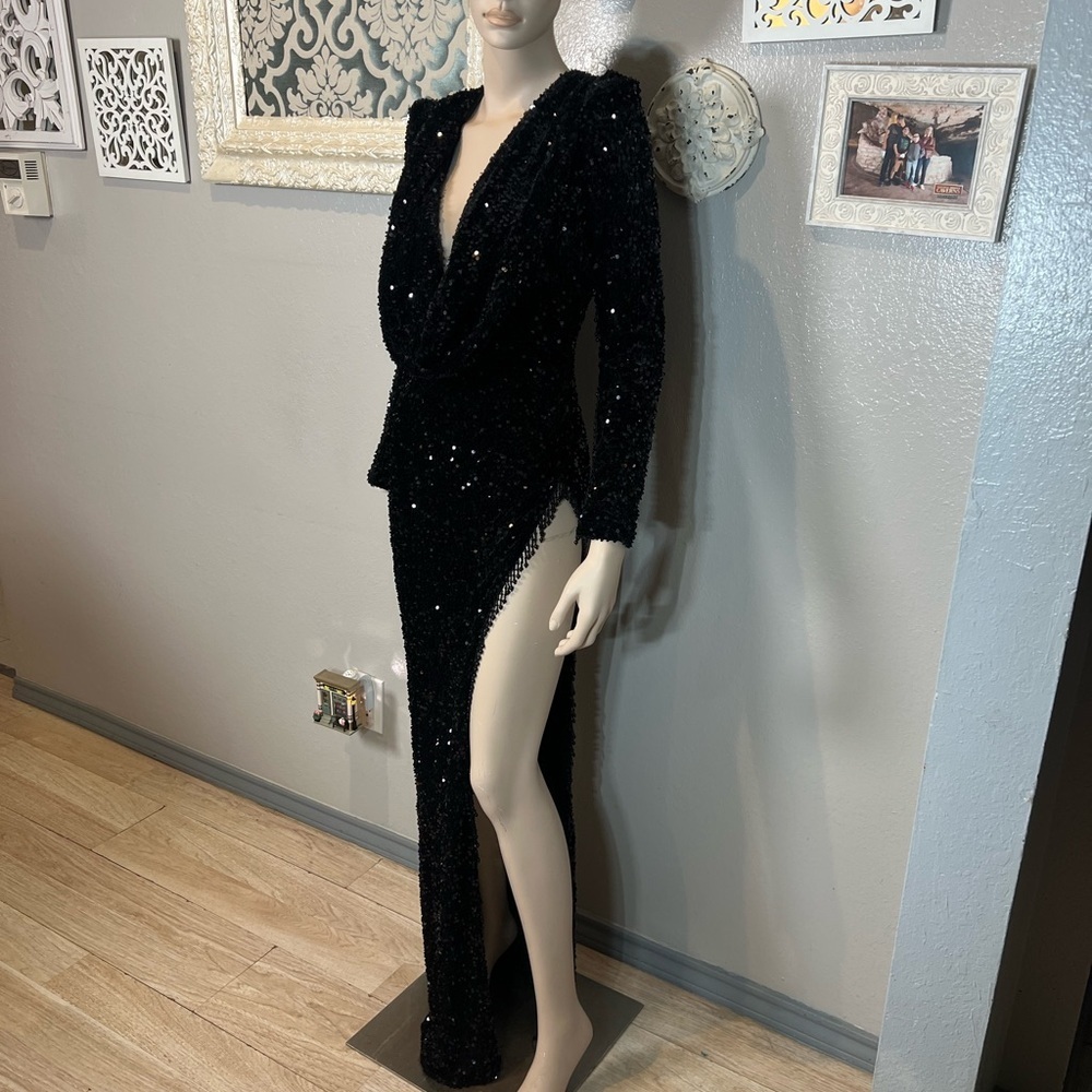 Black Sequin Deep V-Neck cowl neckline Long Sleeve Evening Gown - Picture 3 of 14